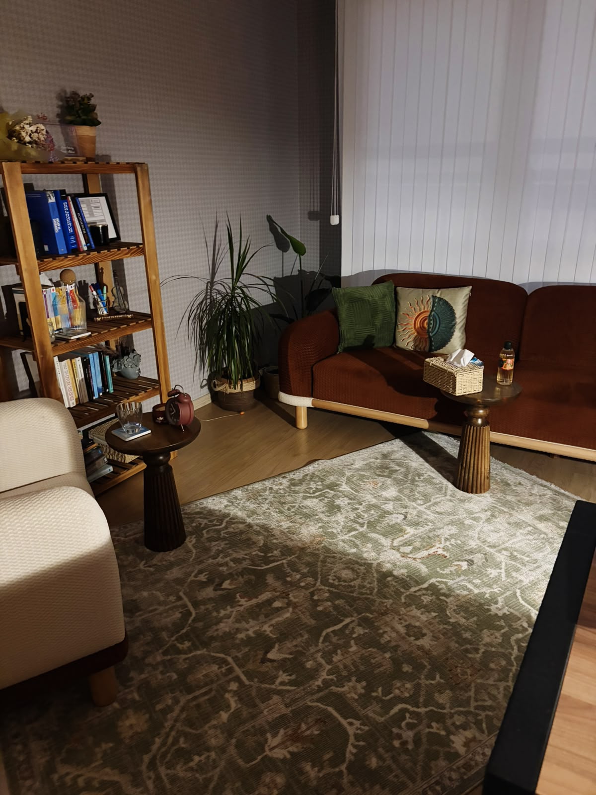 İrem Akkan klinik fotoğrafı