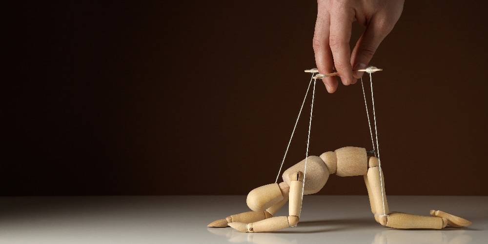 Gaslighting: Gerçeklik Algınızı Sarsan Sessiz Tehdit