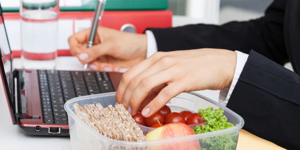 🥜 Ofiste Sağlıklı Atıştırmalık Seçimleri