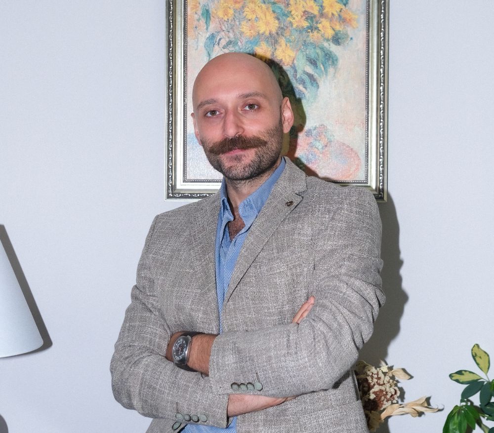 Adil  Akyıldız